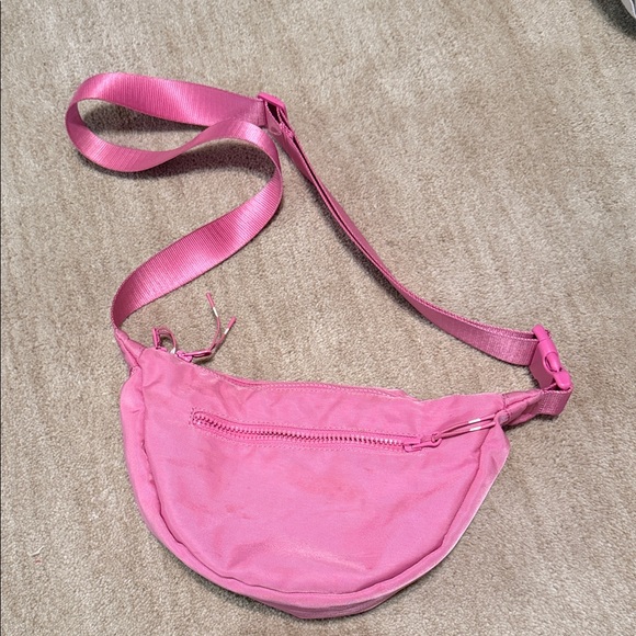 Fabletics Fanny pack. - Picture 2 of 2